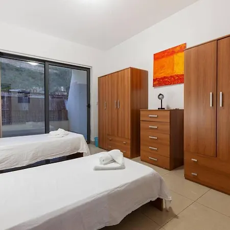 Appartement St Paul S Bay - A Beautiful 3b Seaview Apt In St Pauls Bay G11 St. Paul's Bay