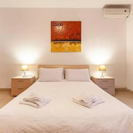 St Paul S Bay - A Beautiful 3b Seaview Apt In St Pauls Bay G11